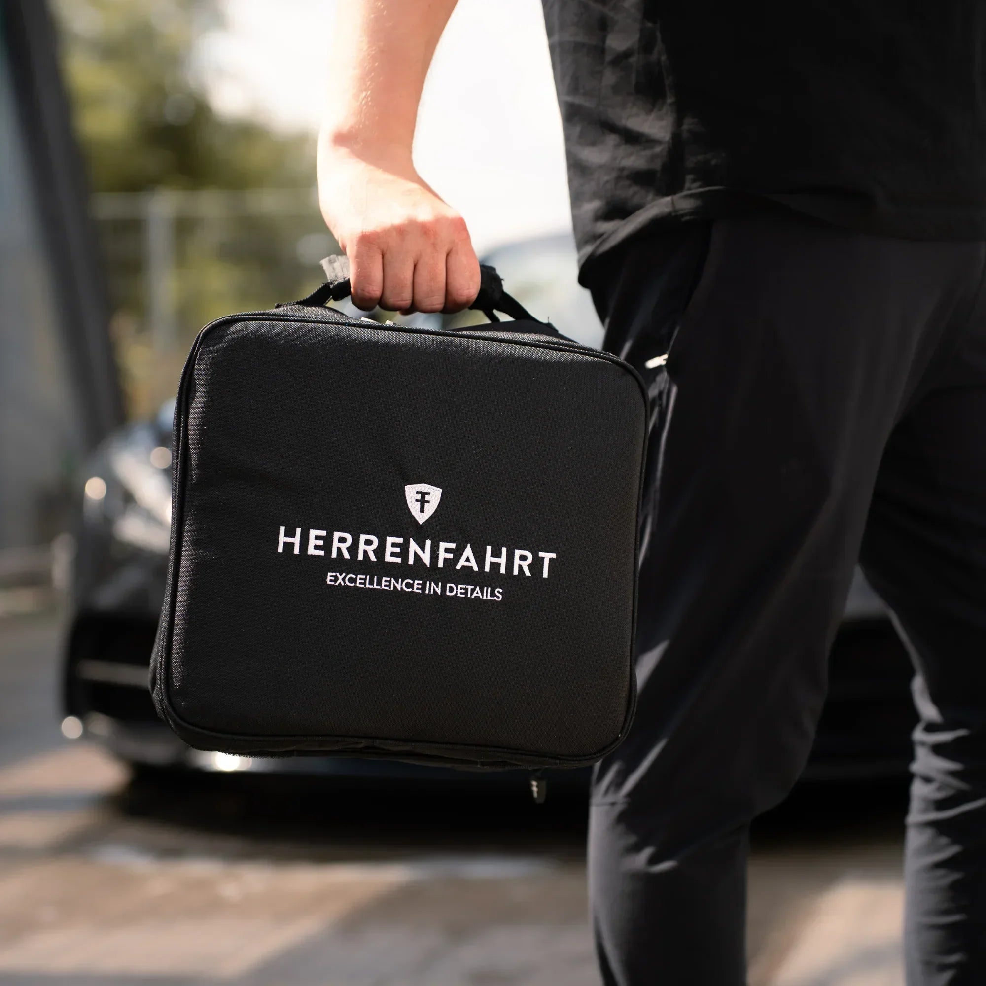 Detailing Tasche Pro